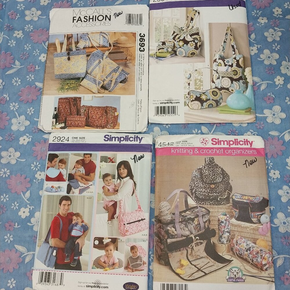 3060 Lot of 4 Crafty Bag Sewing Pattern's.